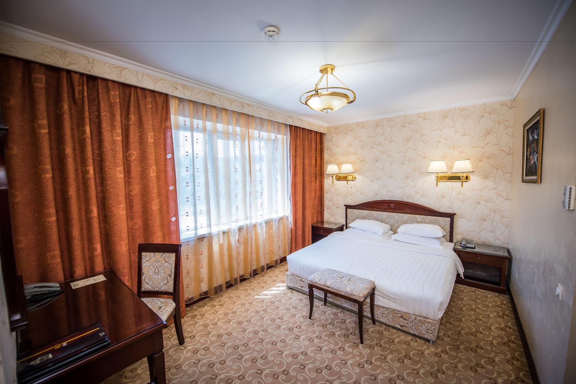 G Empire Hotel 4*