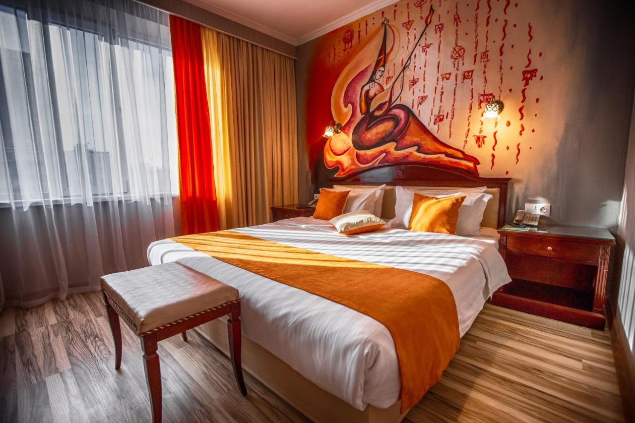 G Empire Hotel